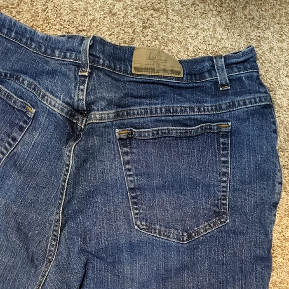 Women's Denim - Picture 4 of 5